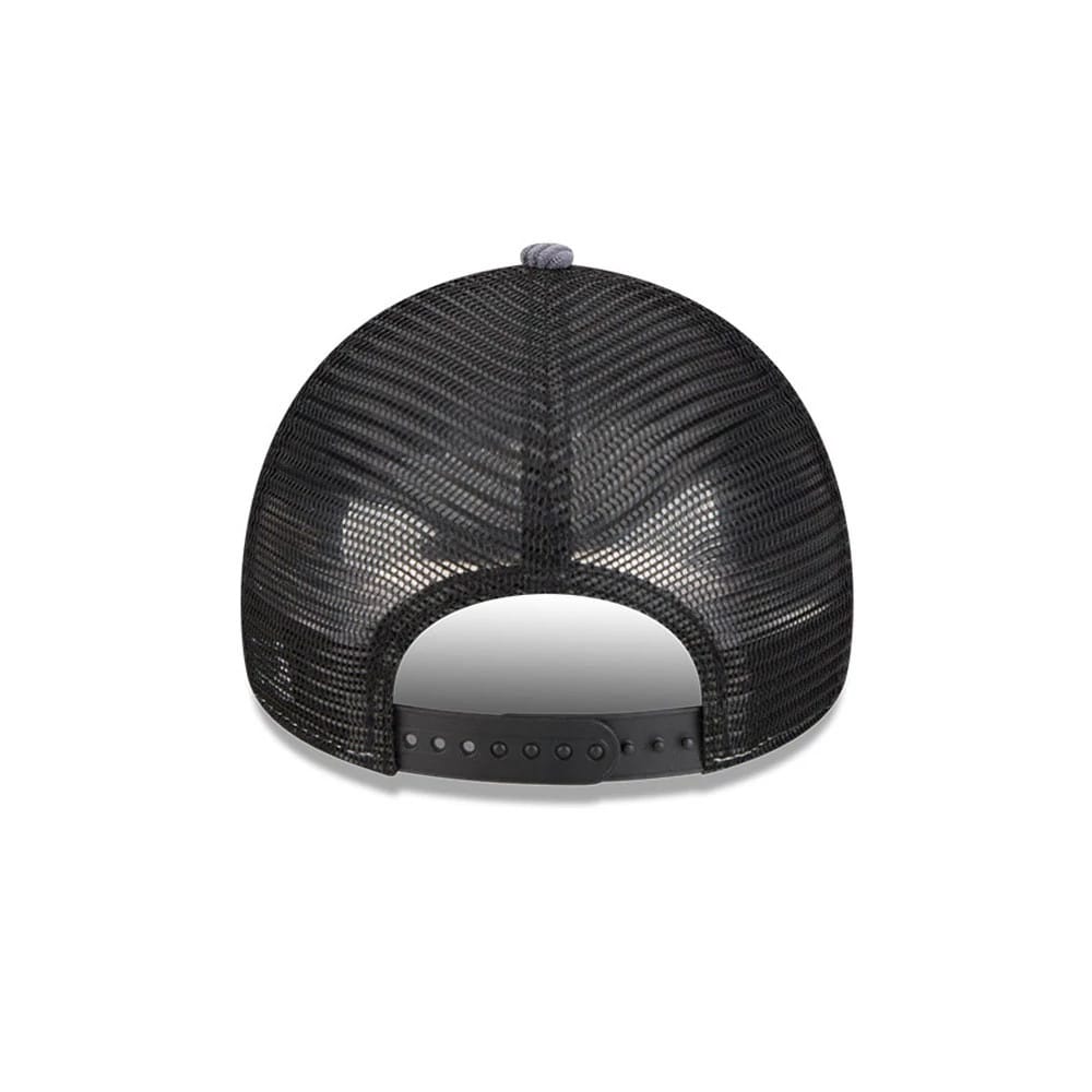 Pictured is this New Era Wide Cord 9FORTY A-Frame Trucker cap in dark blue. 6