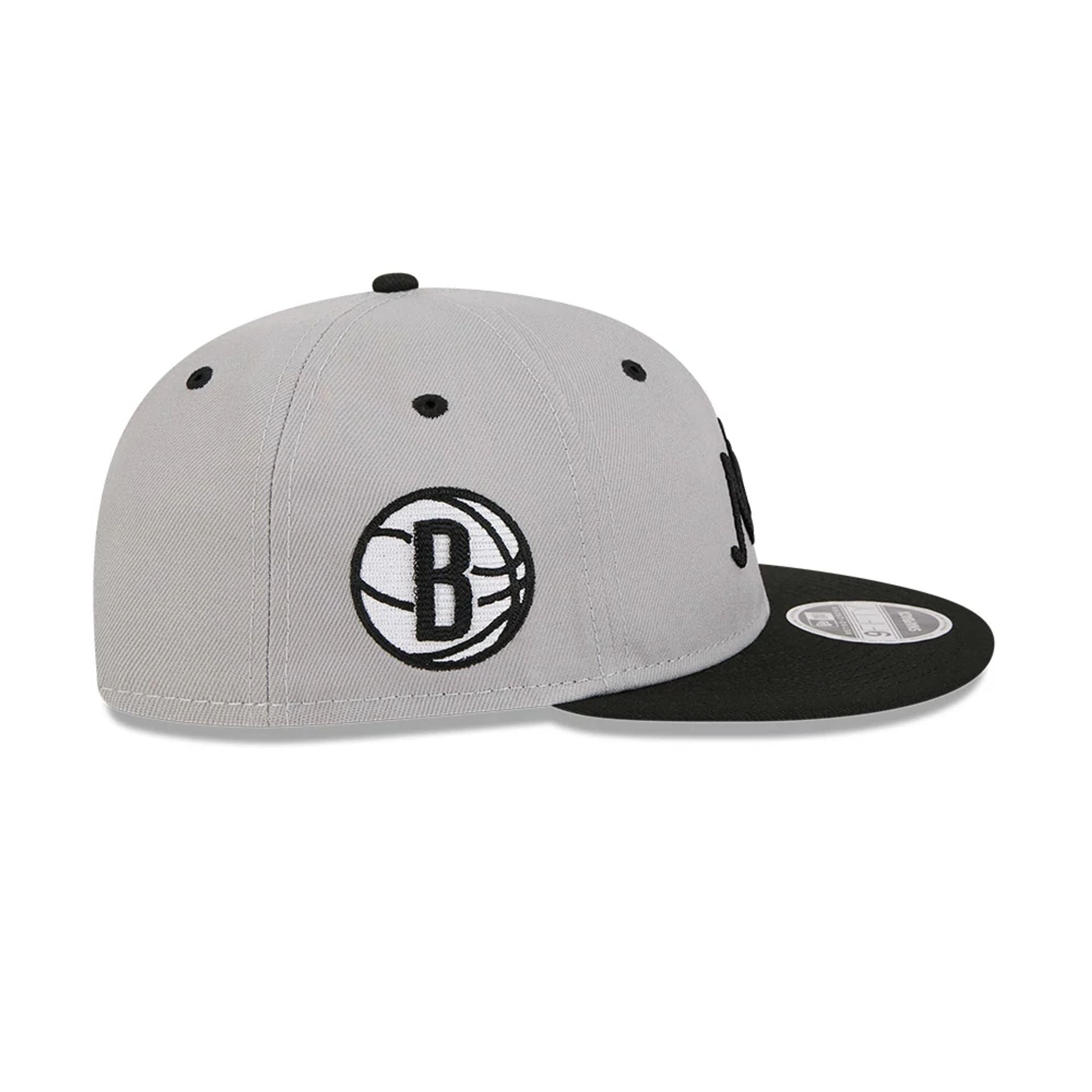 Pictured is this NBA Chainstitch Script Brooklyn Nets Retro Crown 9FIFTY cap in grey. 5