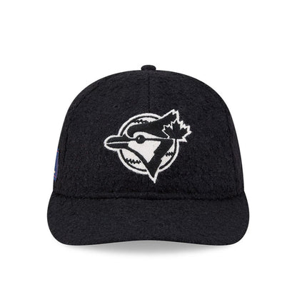 Pictured is this MLB X Moon Toronto Blue Jays Retro Crown 9FIFTY cap in navy. 3