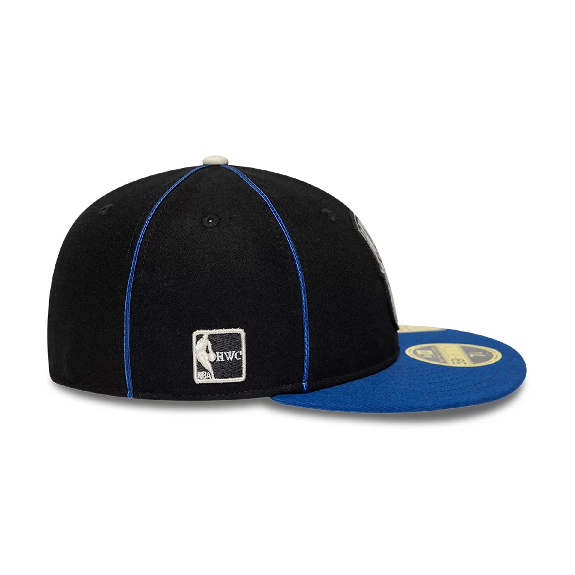 Pictured is this NBA Felt Logo New York Knicks Retro Crown 59FIFTY Fitted cap in dark blue. 5