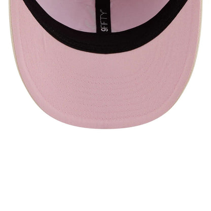 Pictured is this MLB Washed Tie Dye Atlanta Braves 9FIFTY Snapback cap in pastel pink. 7