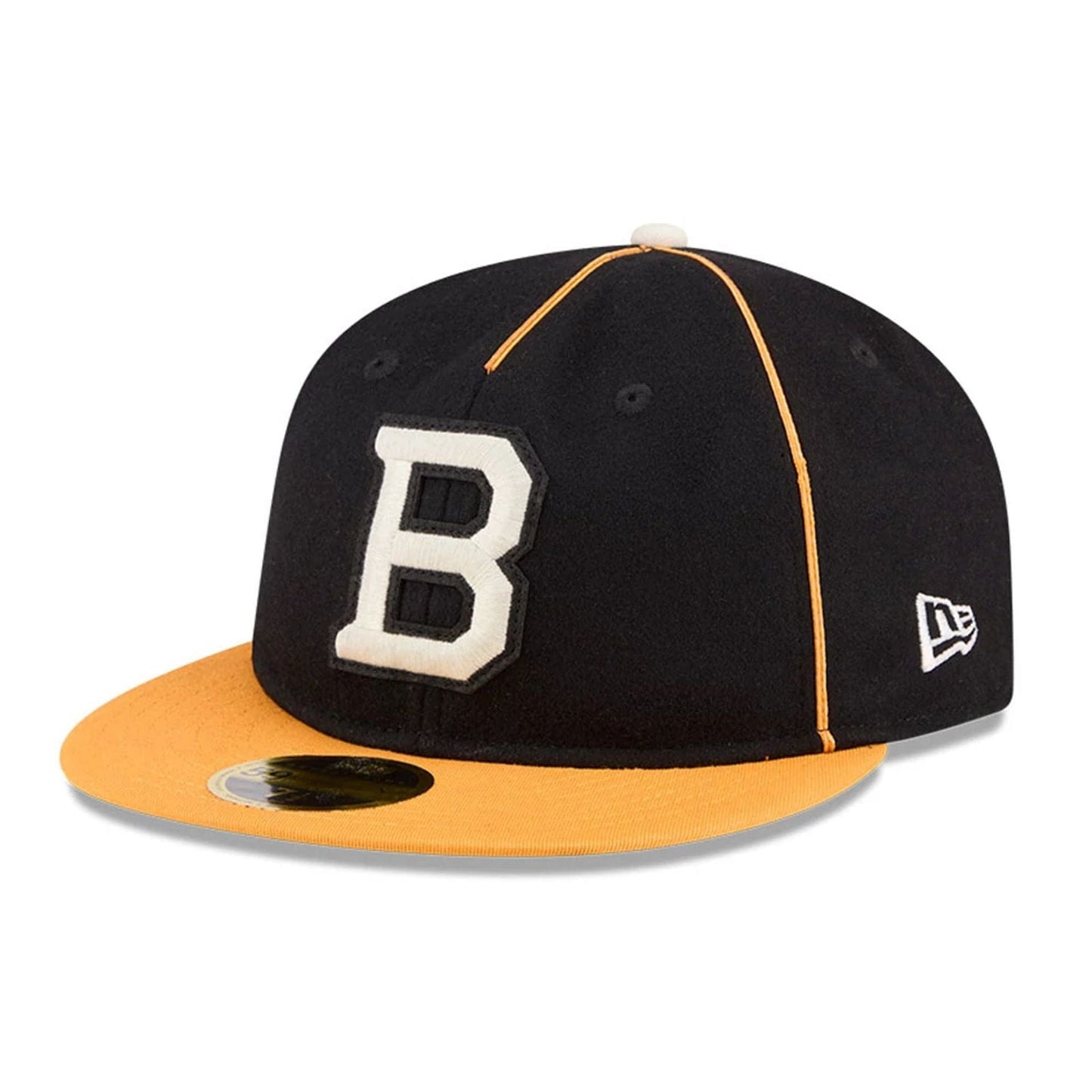 Pictured is this NHL Felt Logo Boston Bruins Retro Crown 59FIFTY Fitted cap in black. 4