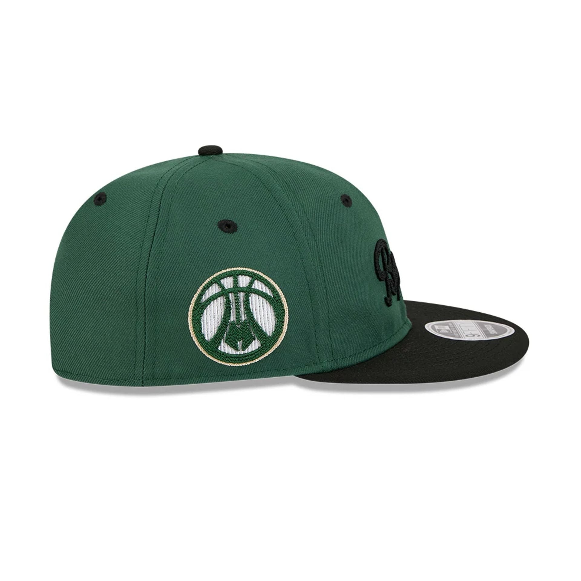Pictured is this NBA Chainstitch Script Milwaukee Bucks Retro Crown 9FIFTY cap in dark green. 4
