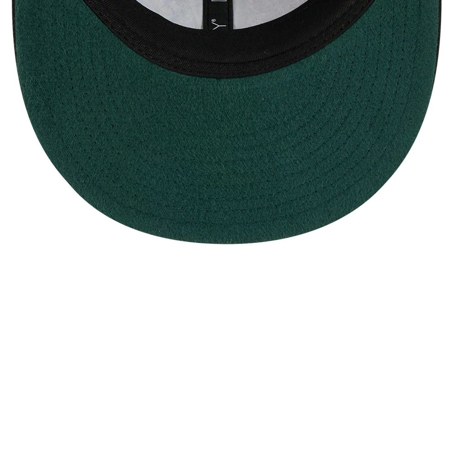 Pictured is this NBA Chainstitch Script Milwaukee Bucks Retro Crown 9FIFTY cap in dark green. 7