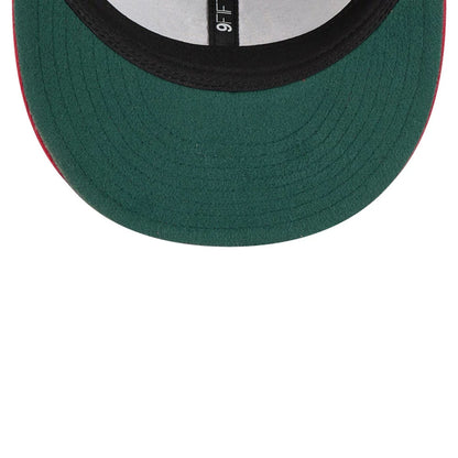 Pictured is this NBA Chainstitch Script Miami Heat Retro Crown 9FIFTY cap in black. 2