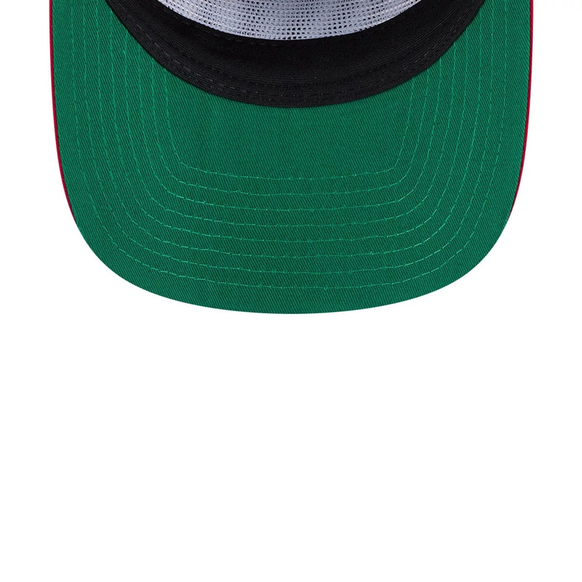 Pictured is this NHL Felt Logo Chicago Blackhawks 19TWENTY cap in black. 2