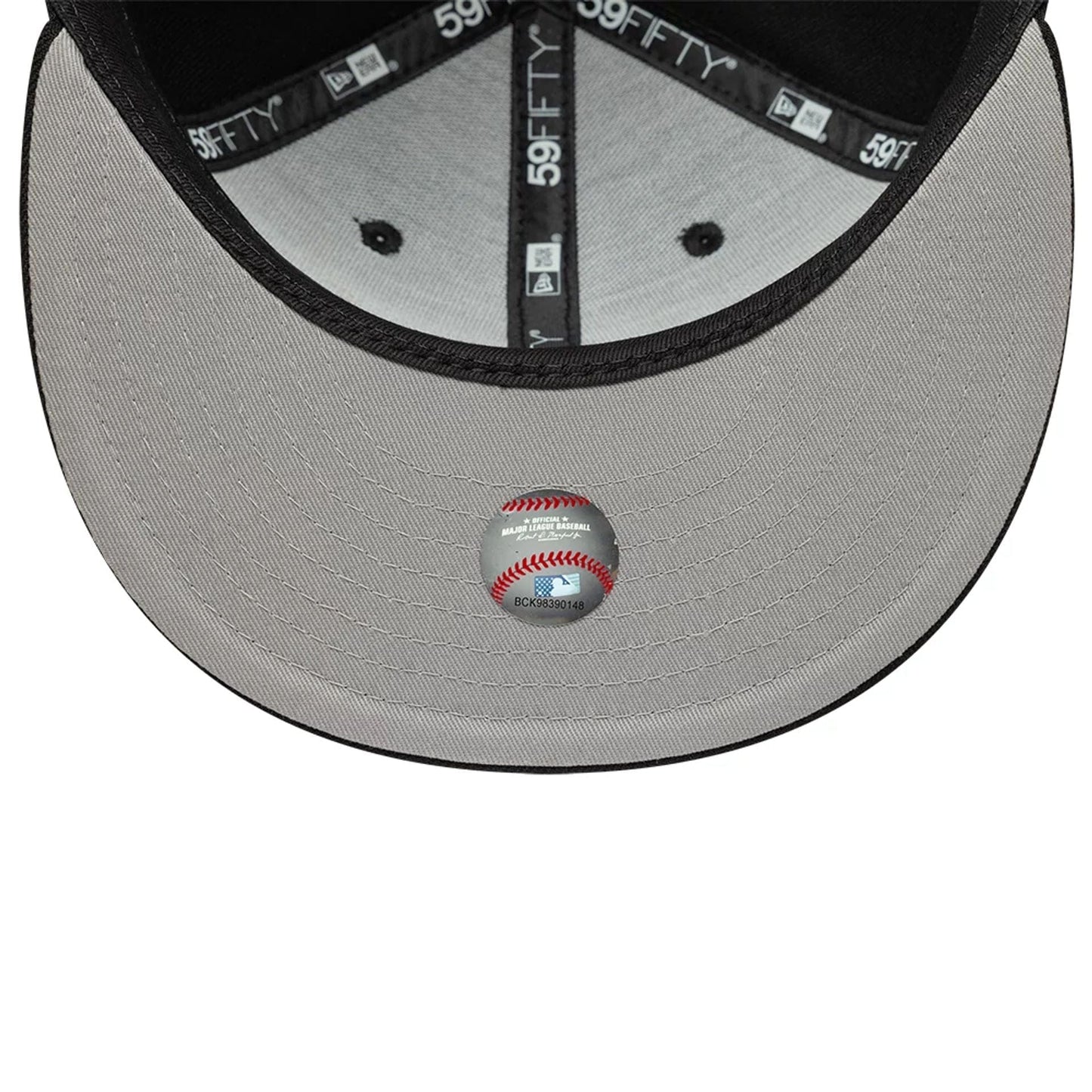 Pictured is this MLB Faux Pearl LA Dodgers 59FIFTY Fitted cap in black. 2