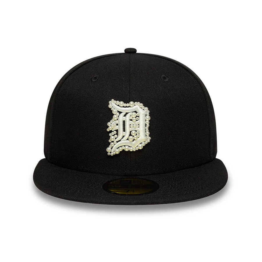 Pictured is this MLB Faux Pearl Detroit Tigers 59FIFTY Fitted cap in black. 3