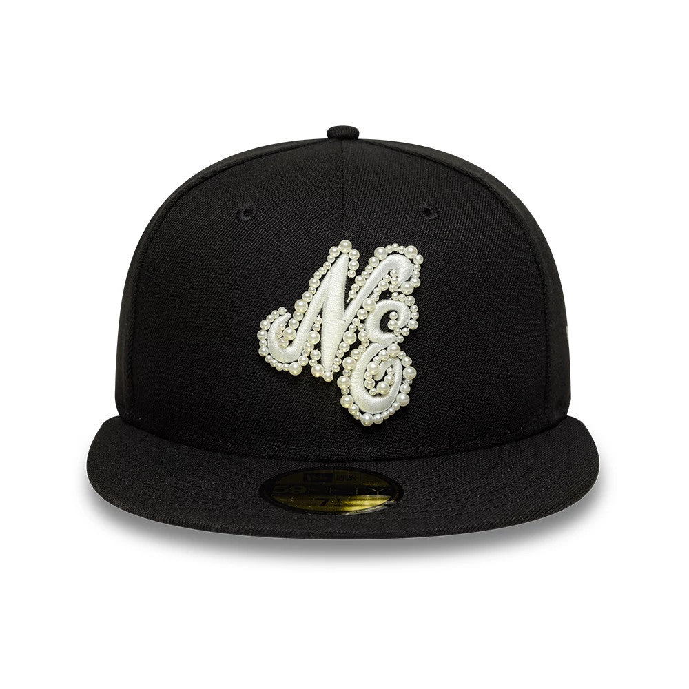 Pictured is this New Era Faux Pearl 59FIFTY Fitted cap in black. 3