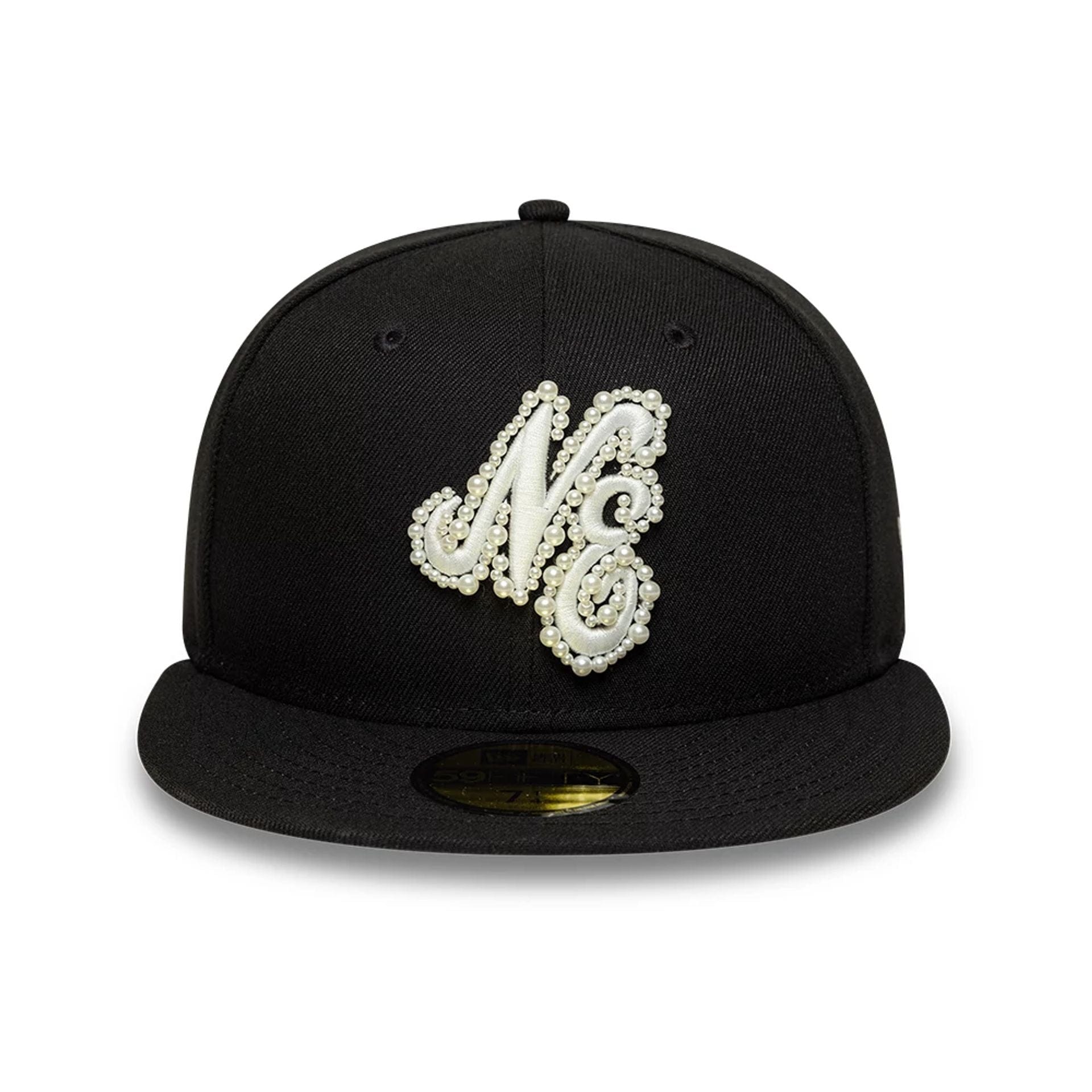 Pictured is this New Era Faux Pearl 59FIFTY Fitted cap in black. 3