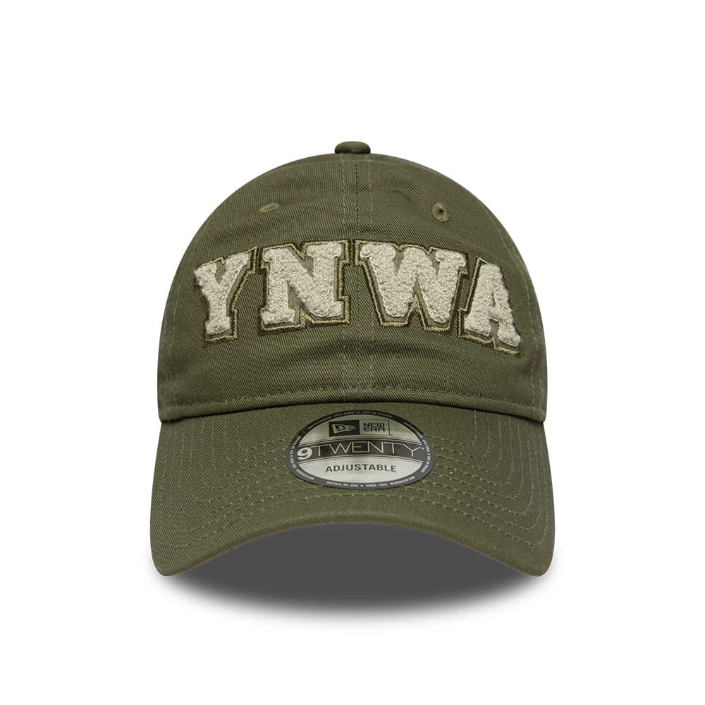 Pictured is this Boucle Liverpool FC 9TWENTY cap in green. 2