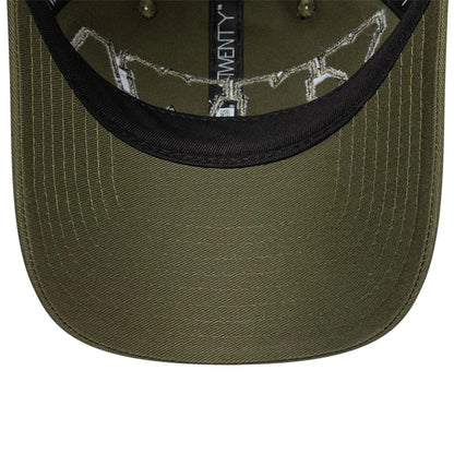 Pictured is this Boucle Liverpool FC 9TWENTY cap in green. 6