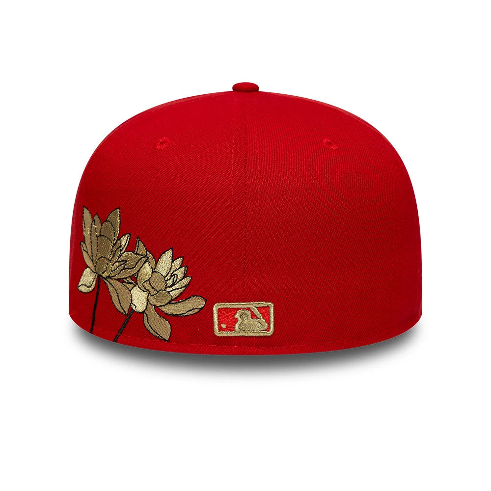 Pictured is this MLB Horseshoe New York Yankees 59FIFTY Fitted cap in red. 4
