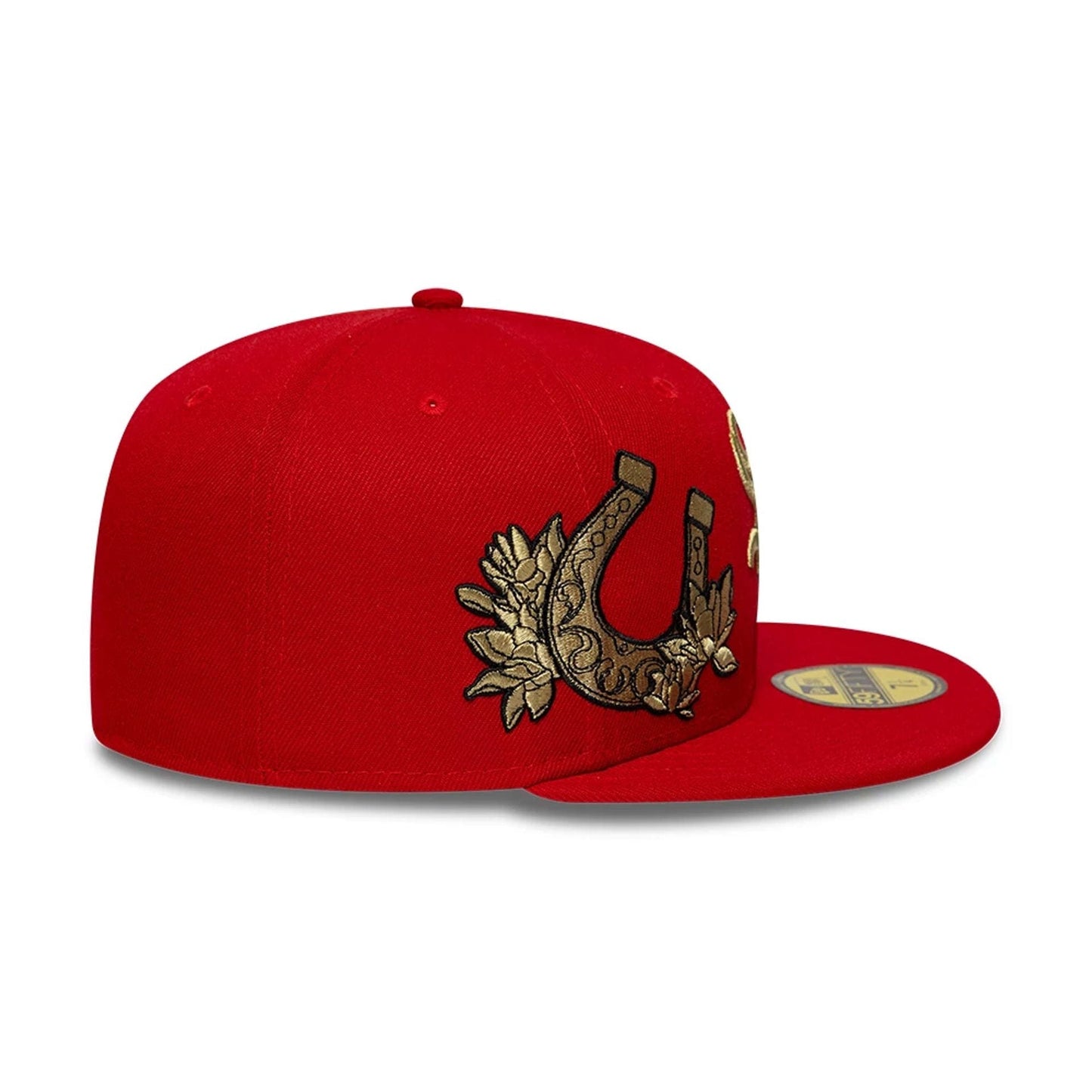 Pictured is this MLB Horseshoe Chicago White Sox 59FIFTY Fitted cap in red. 5