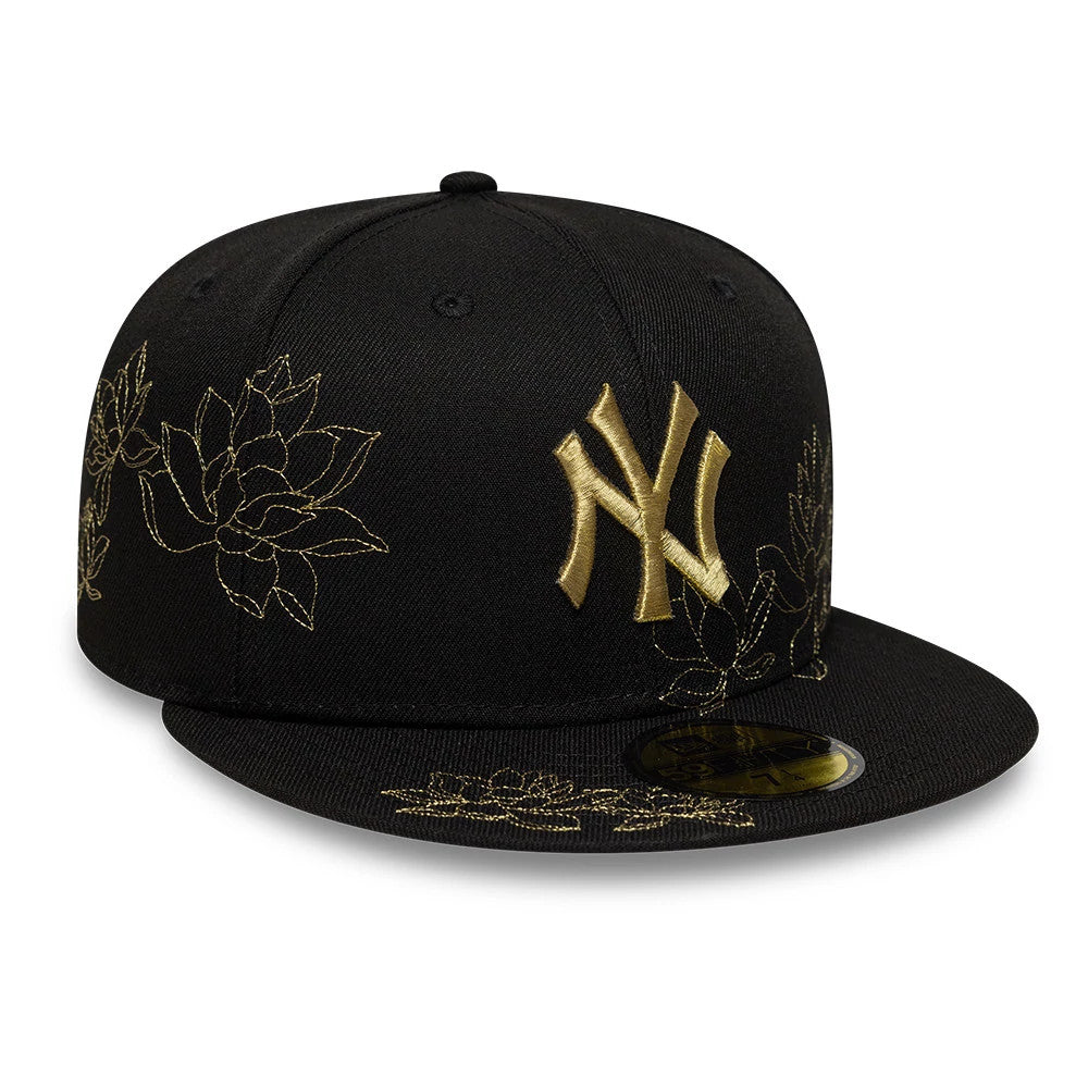 Pictured is this MLB Floral New York Yankees 59FIFTY Fitted cap in black. 3