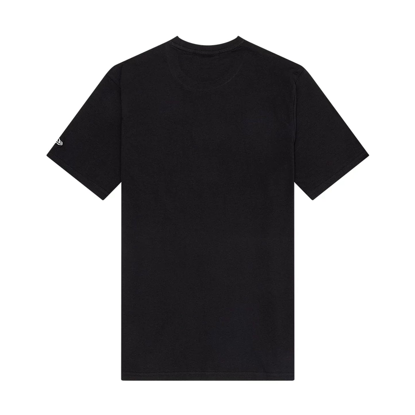 The model is wearing this MLB Drip New York Yankees T-Shirt in black. 2