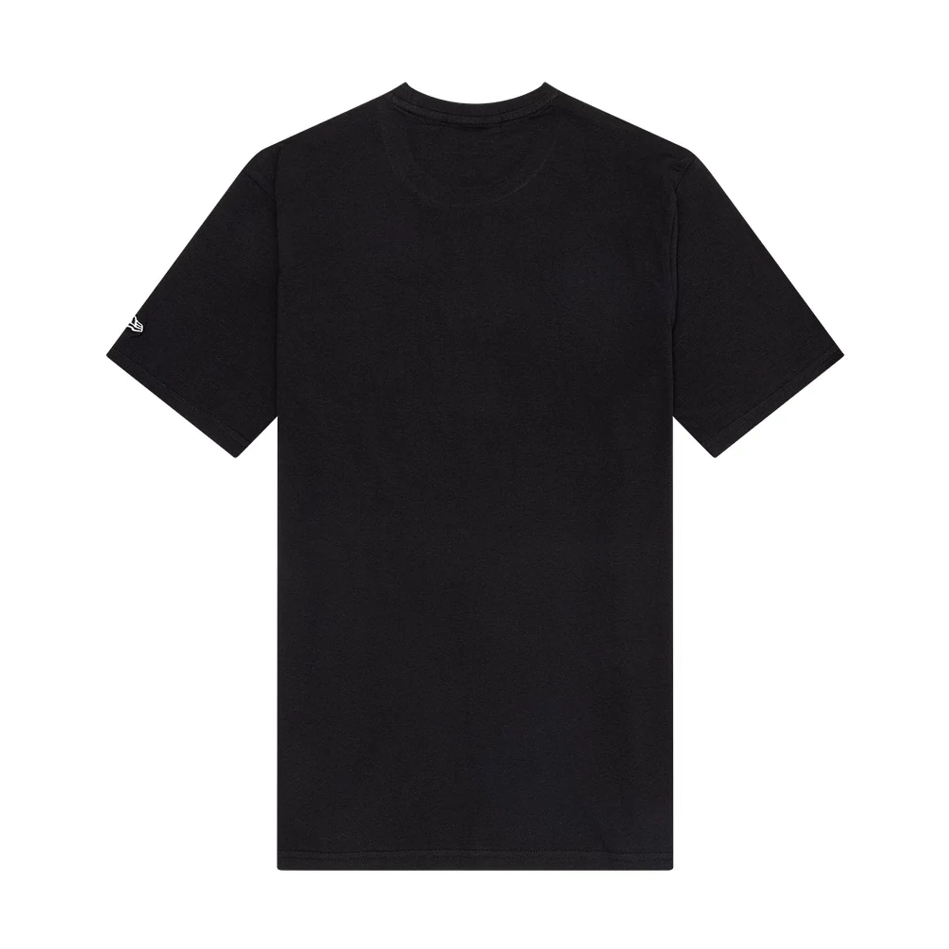 The model is wearing this MLB Drip New York Yankees T-Shirt in black. 2