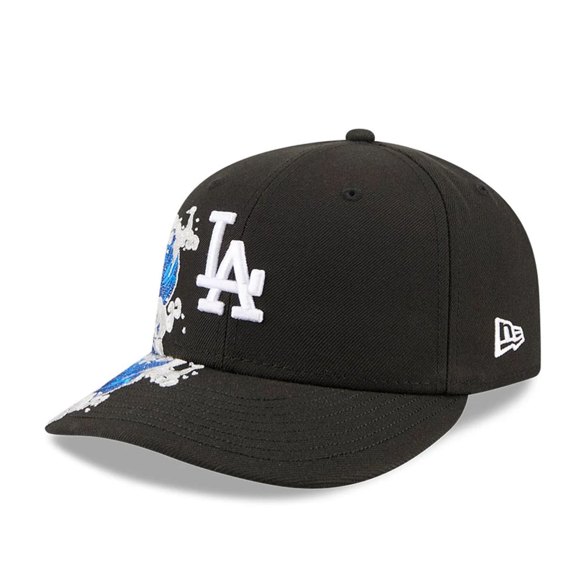 Pictured is this MLB Vissurf LA Dodgers 59FIFTY Fitted cap in black. 4