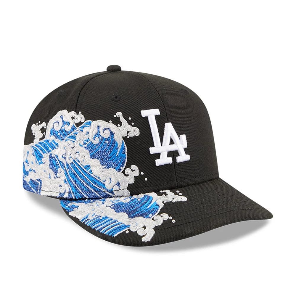 Pictured is this MLB Vissurf LA Dodgers 59FIFTY Fitted cap in black. 1