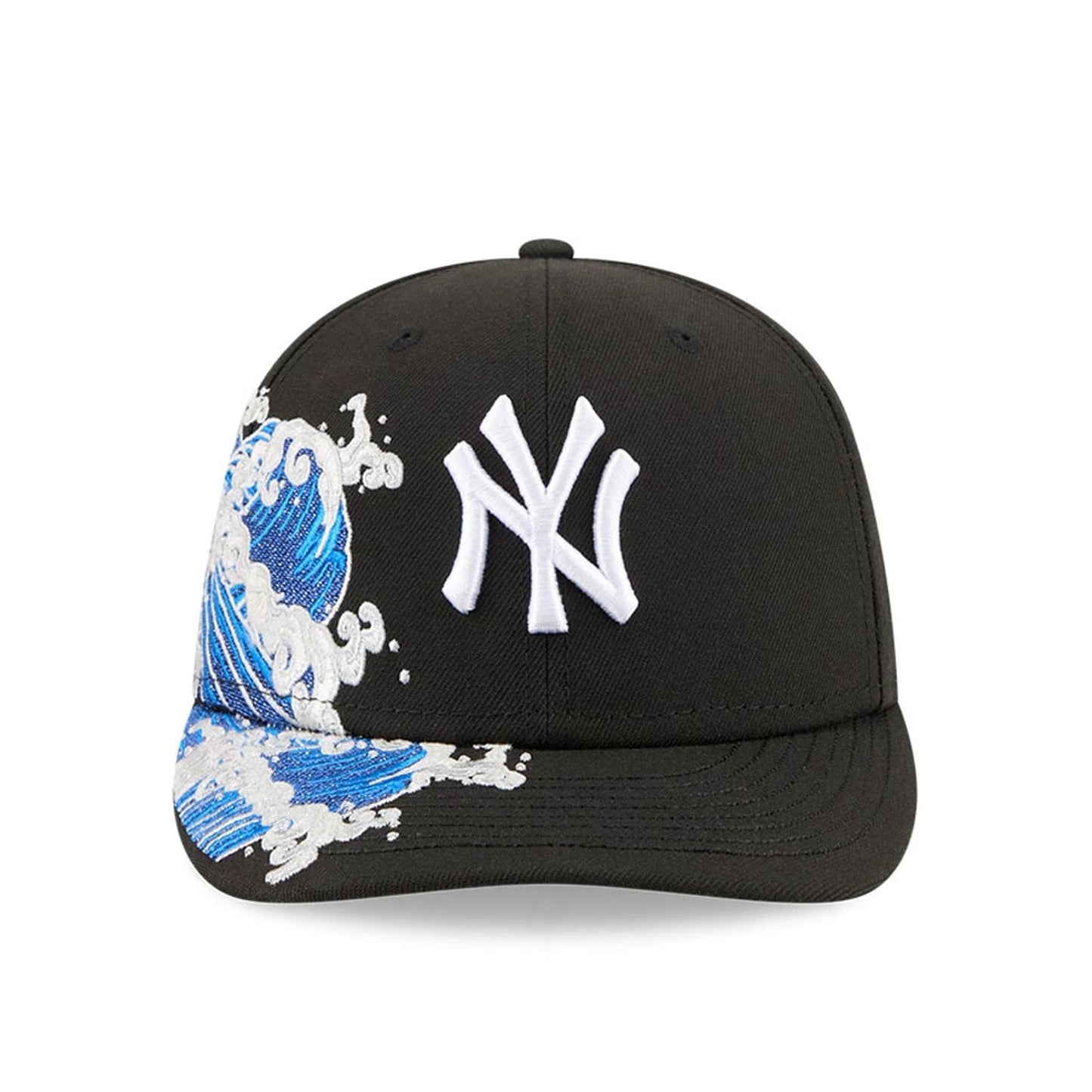 Pictured is this MLB Vissurf New York Yankees 59FIFTY Fitted cap in black. 3