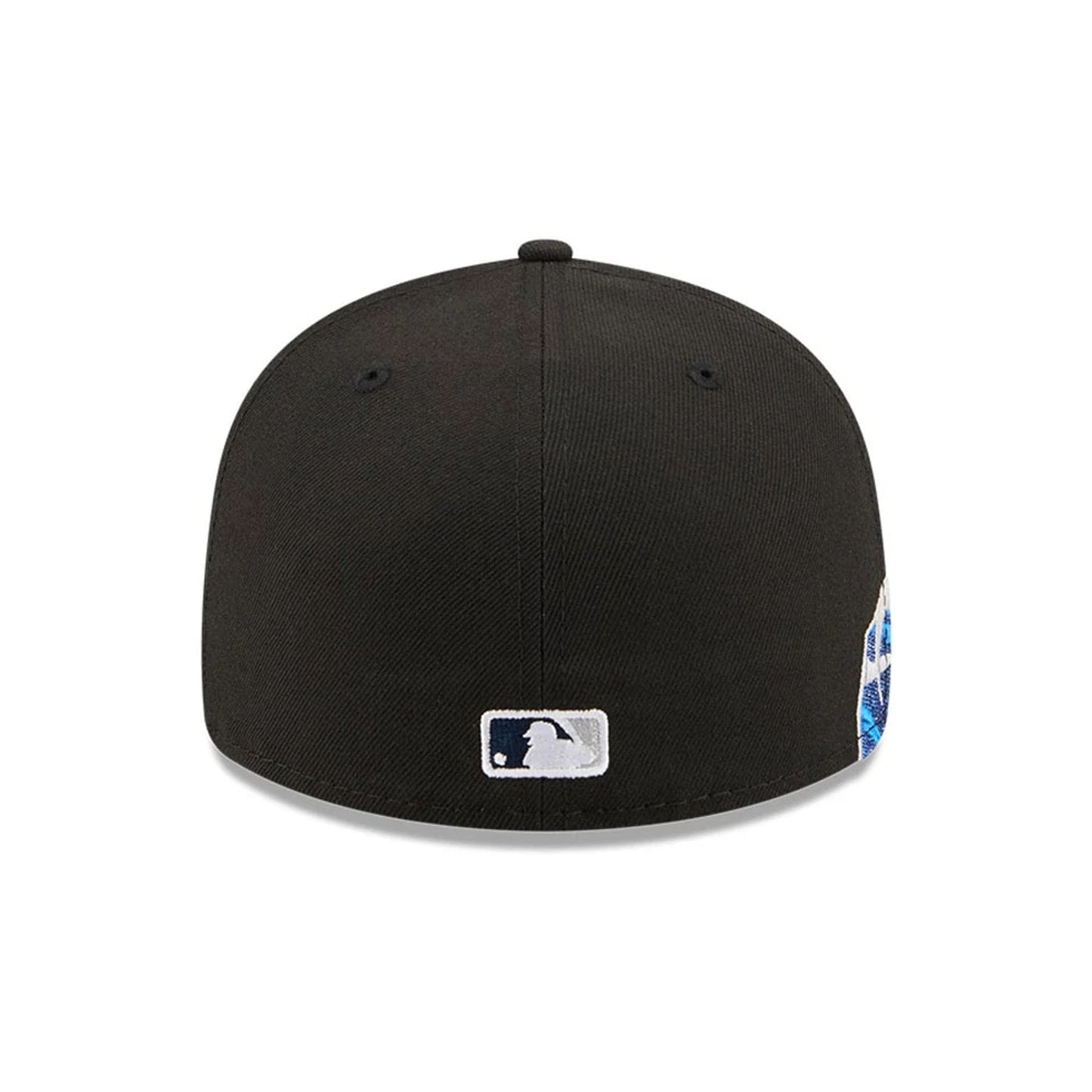 Pictured is this MLB Vissurf New York Yankees 59FIFTY Fitted cap in black. 7
