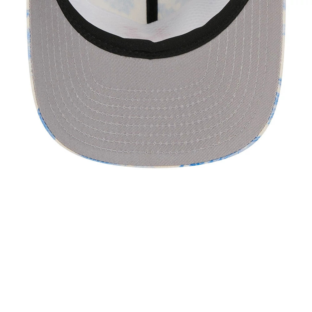 Pictured is this MLB Tropics New York Mets 19TWENTY cap in blue. 2