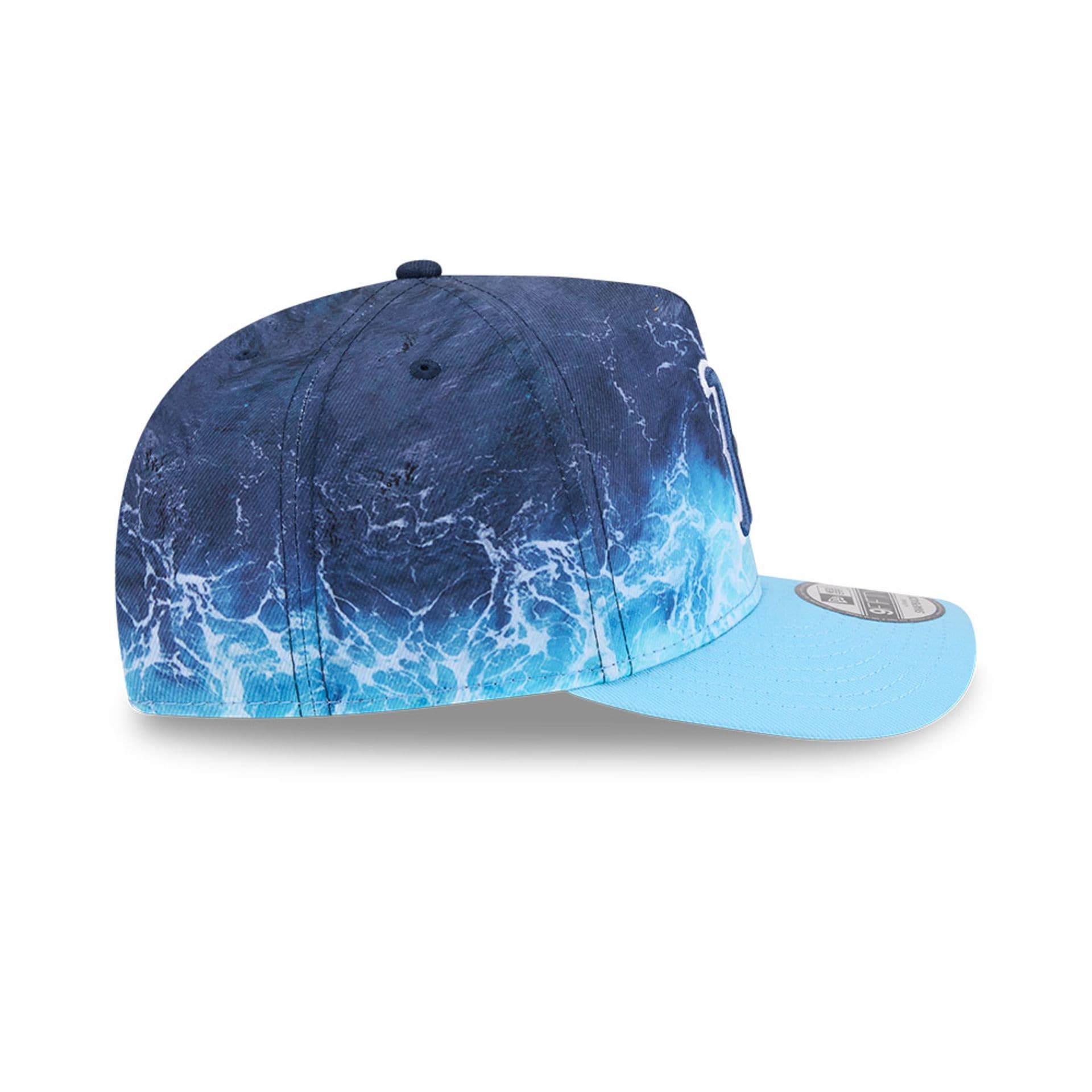 Pictured is this MLB Deep Water Boston Red Sox 9FIFTY A-Frame Snapback cap in pastel blue. 6