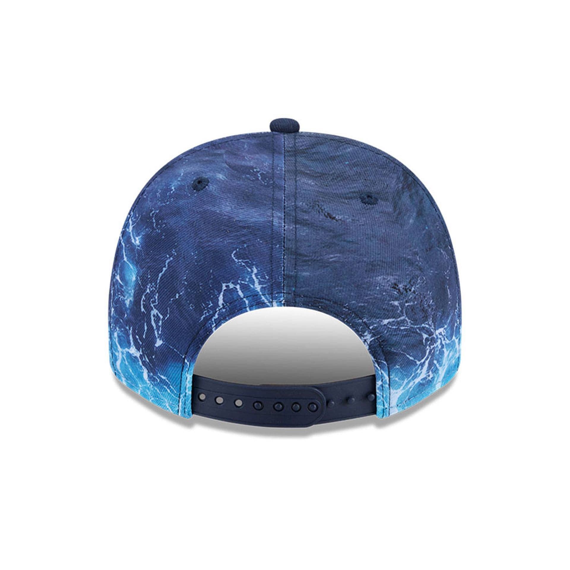 Pictured is this MLB Deep Water Chicago White Sox 9FIFTY A-Frame Snapback cap in pastel blue. 7