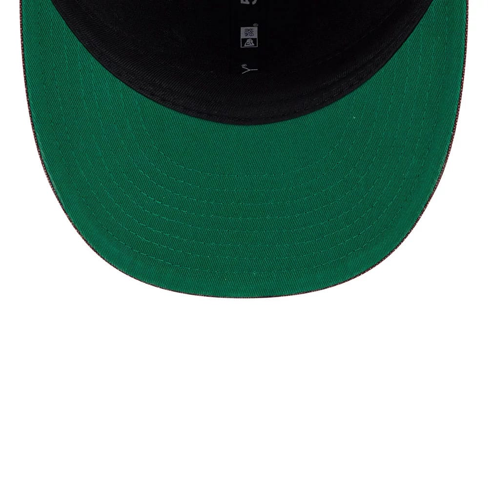 Pictured is this NBA Hardwood Classic Miami Heat 59FIFTY Fitted cap in Red. 2