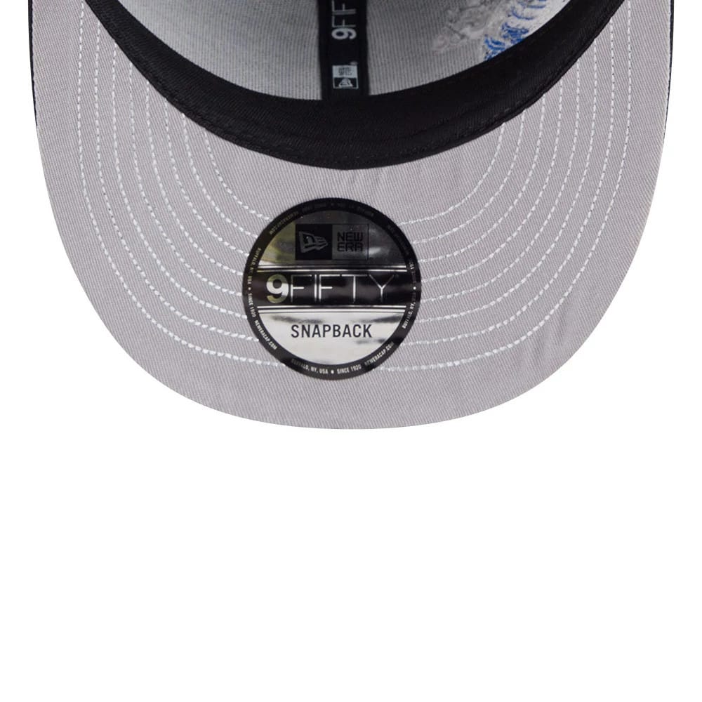 Pictured is this MLB Vissurf Seattle Mariners 9FIFTY Snapback cap in black. 2