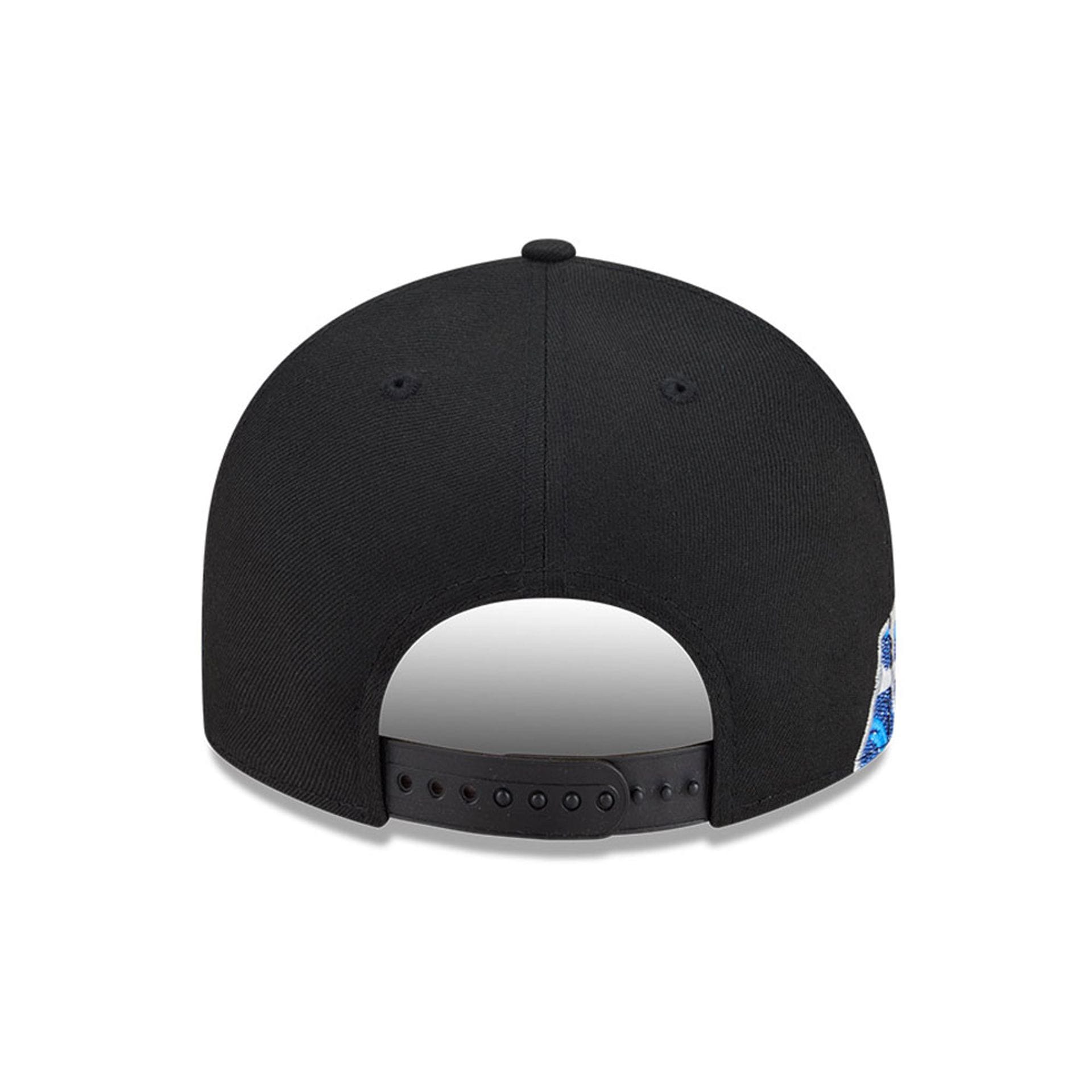 Pictured is this MLB Vissurf San Diego Padres 9FIFTY Snapback cap in black. 7