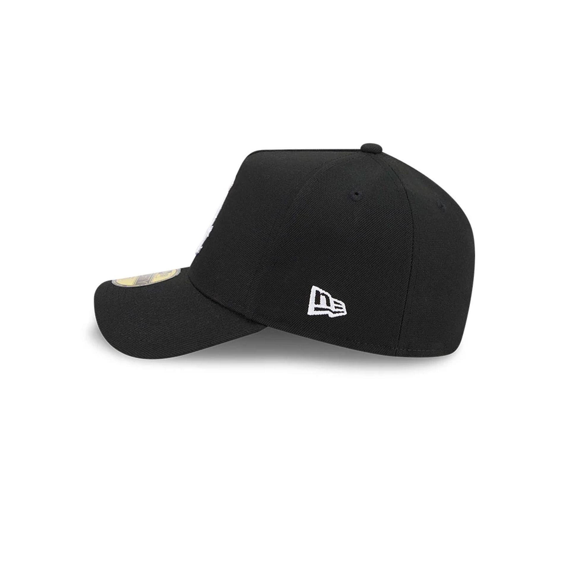 Pictured is this MLB Team Side Chicago White Sox 59FORTY A-Frame Fitted cap in black. 6