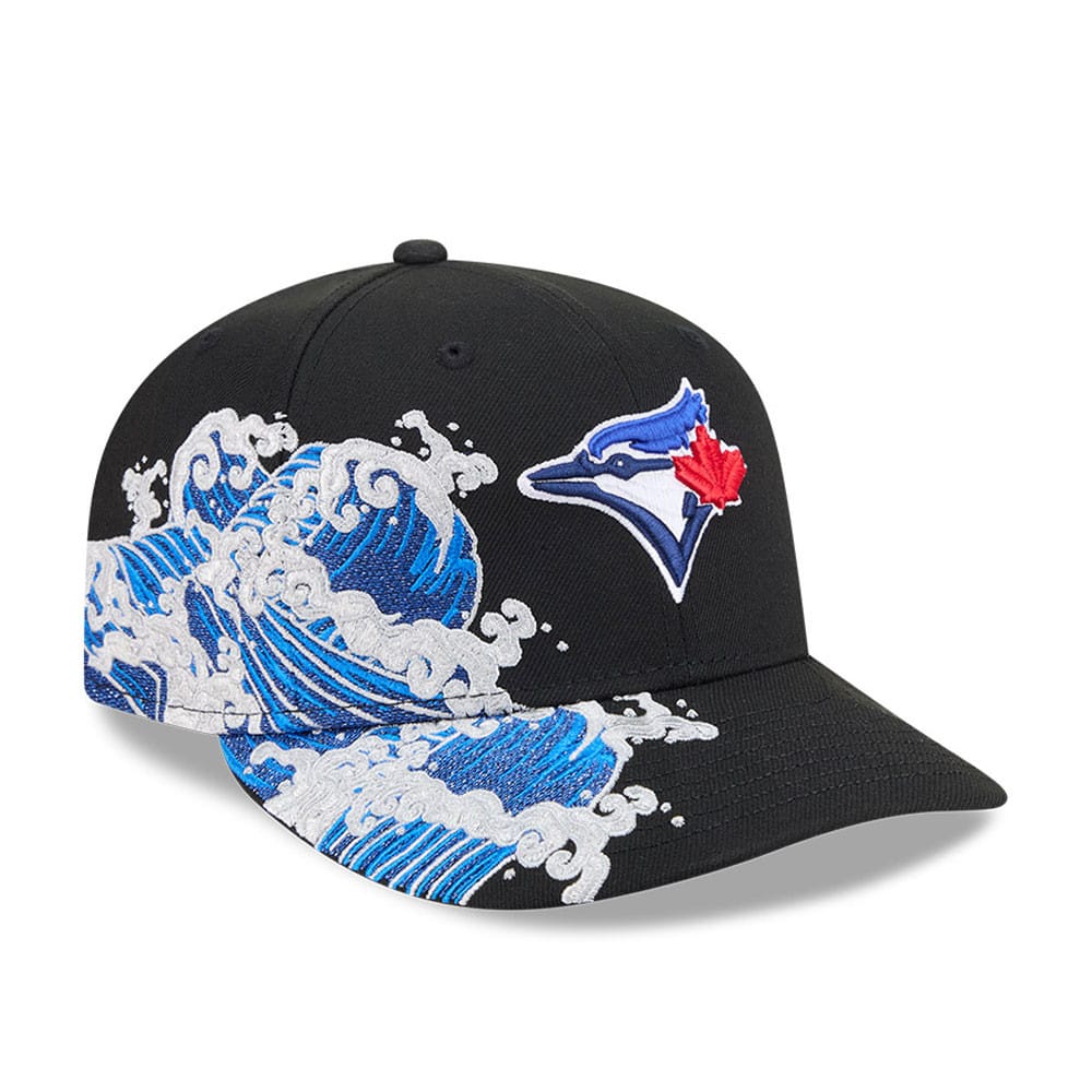 Pictured is this MLB Vissurf Toronto Blue Jays 9FIFTY Snapback cap in black. 1