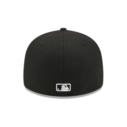 Pictured is this MLB Eagle Chicago White Sox 59FIFTY Fitted cap in black. 7