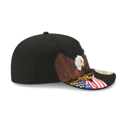 Pictured is this MLB Eagle Chicago White Sox 59FIFTY Fitted cap in black. 5