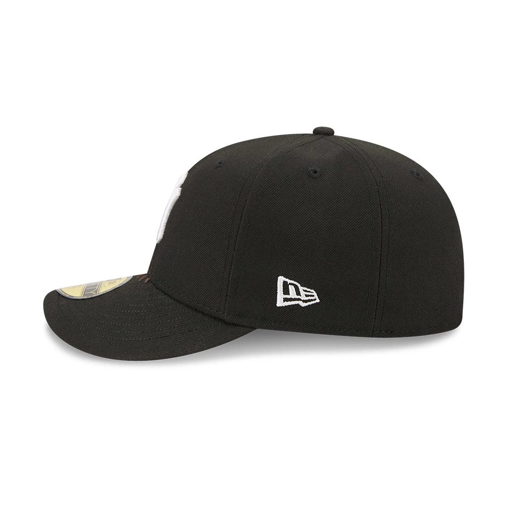 Pictured is this MLB Eagle New York Yankees 59FIFTY Fitted cap in black. 6