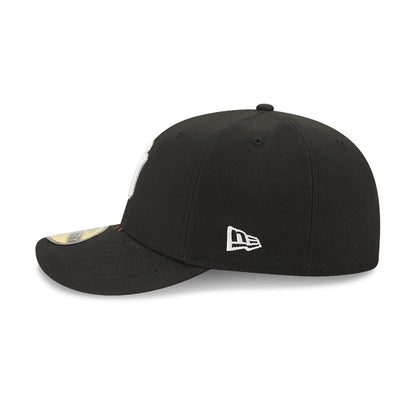 Pictured is this MLB Eagle New York Yankees 59FIFTY Fitted cap in black. 6