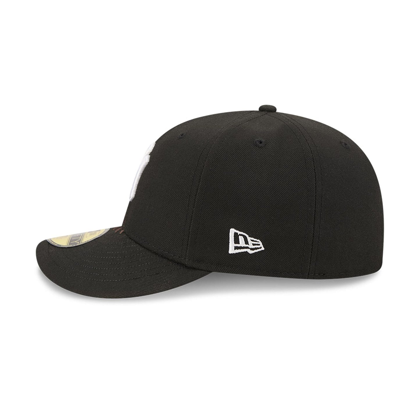 Pictured is this MLB Eagle New York Yankees 59FIFTY Fitted cap in black. 6