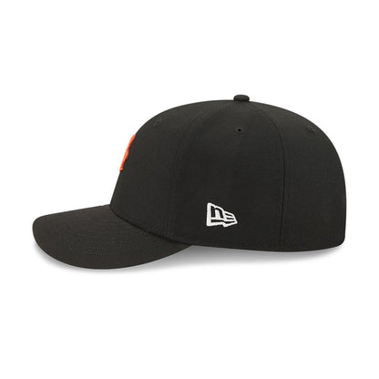 Pictured is this MLB Vissurf New York Mets 9FIFTY Snapback cap in black. 6