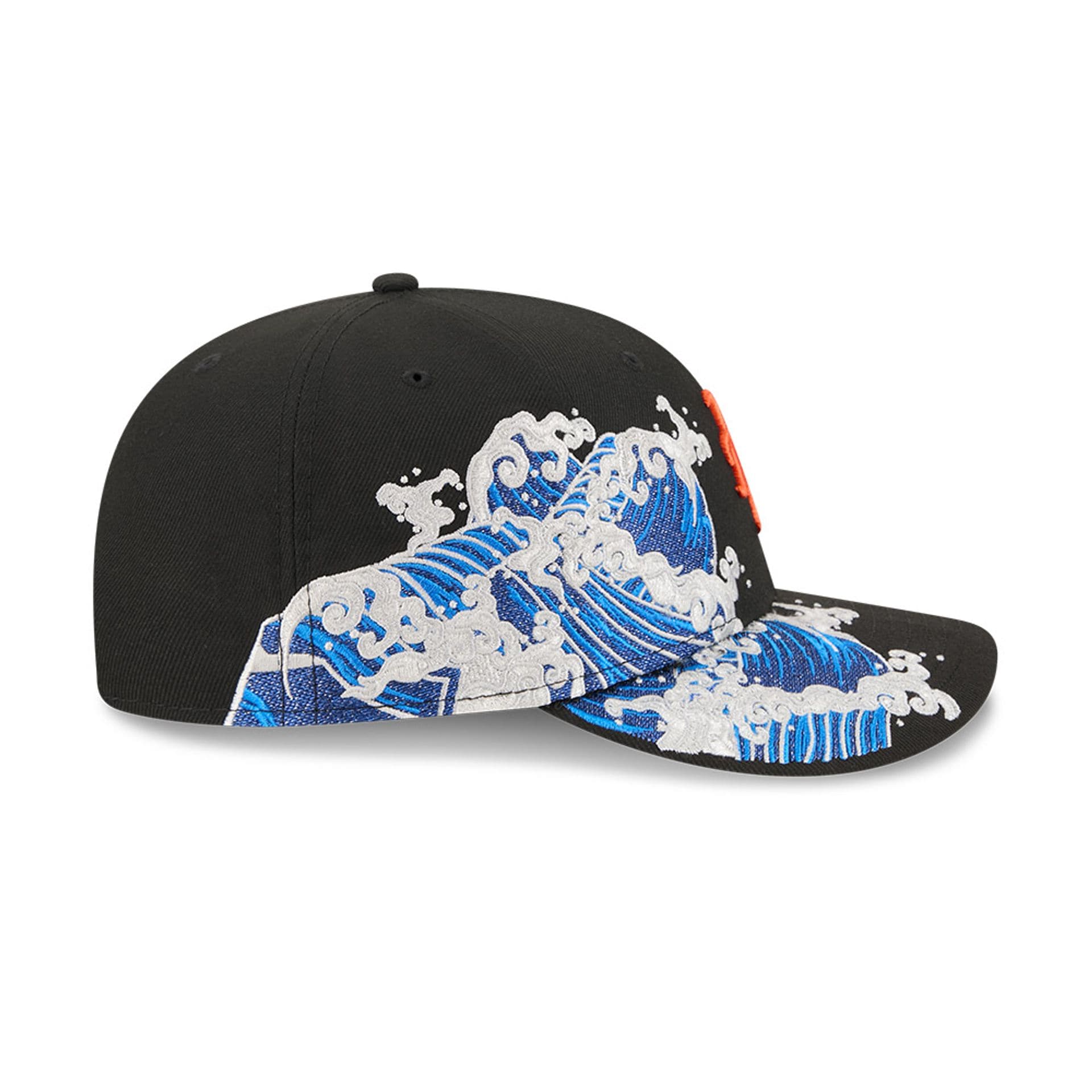 Pictured is this MLB Vissurf New York Mets 9FIFTY Snapback cap in black. 5