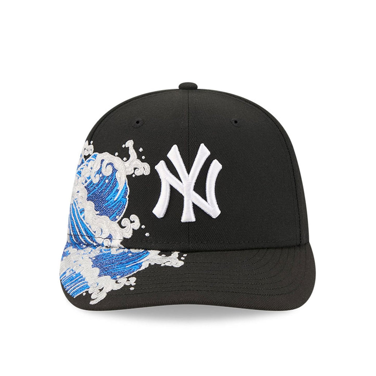Pictured is this MLB Vissurf New York Yankees 9FIFTY Snapback cap in black. 3