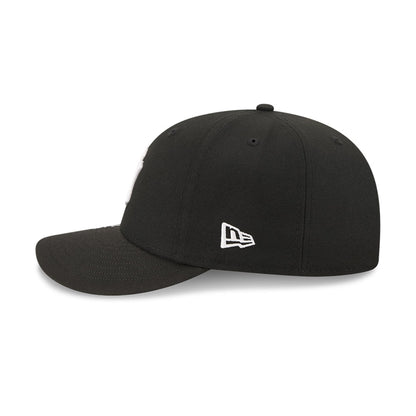 Pictured is this MLB Vissurf New York Yankees 9FIFTY Snapback cap in black. 6