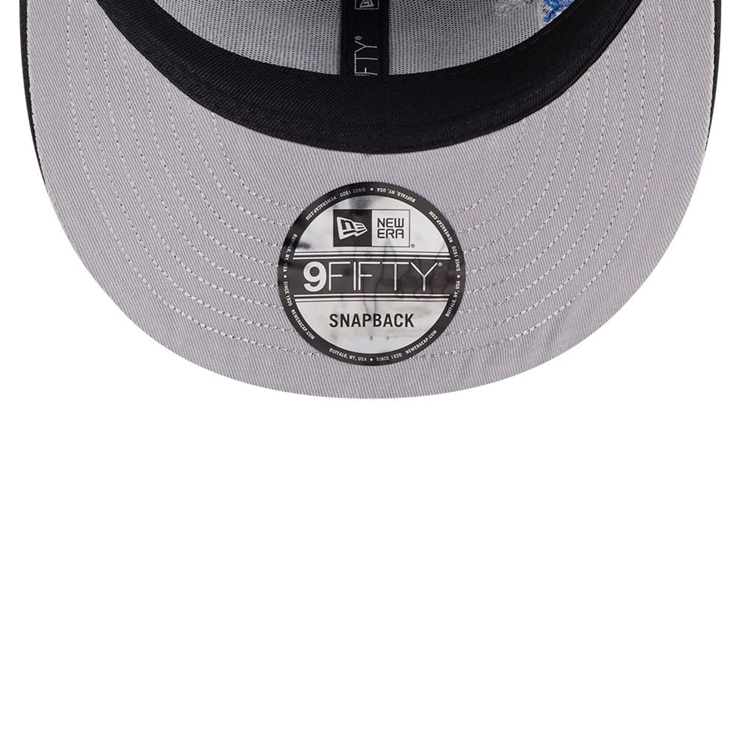 Pictured is this MLB Vissurf Athletics 9FIFTY Snapback cap in black. 2