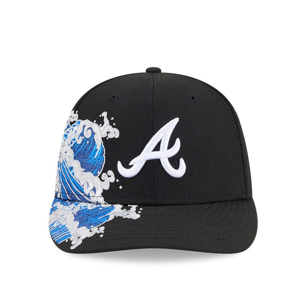 Pictured is this MLB Vissurf Atlanta Braves 9FIFTY Snapback cap in black. 3