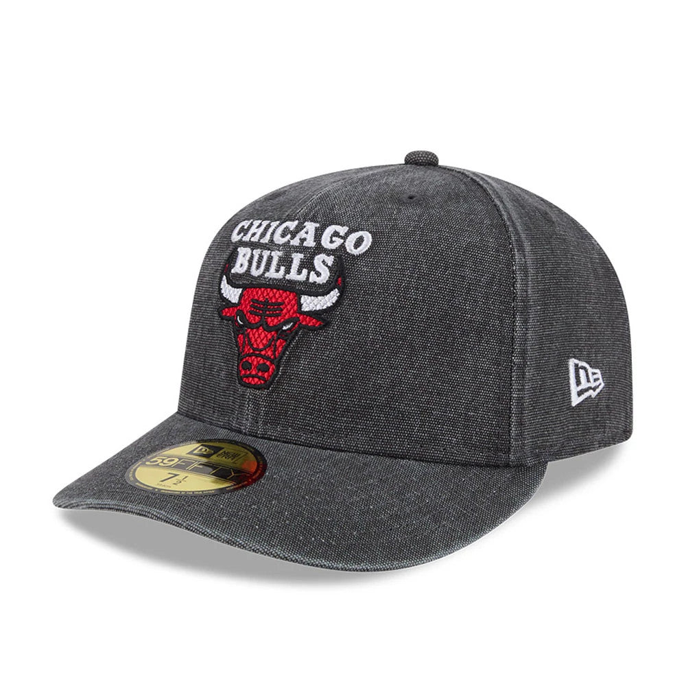 Pictured is this NBA Hardwood Classic Chicago Bulls 59FIFTY Fitted cap in black. 4