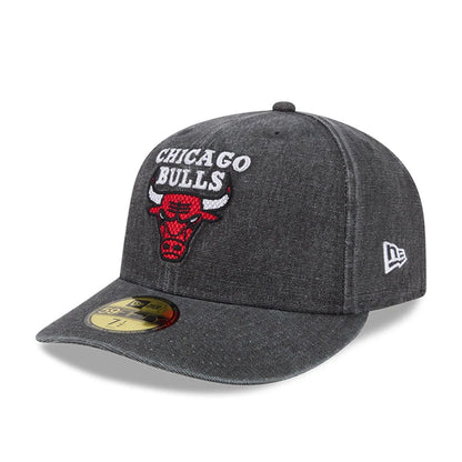 Pictured is this NBA Hardwood Classic Chicago Bulls 59FIFTY Fitted cap in black. 4