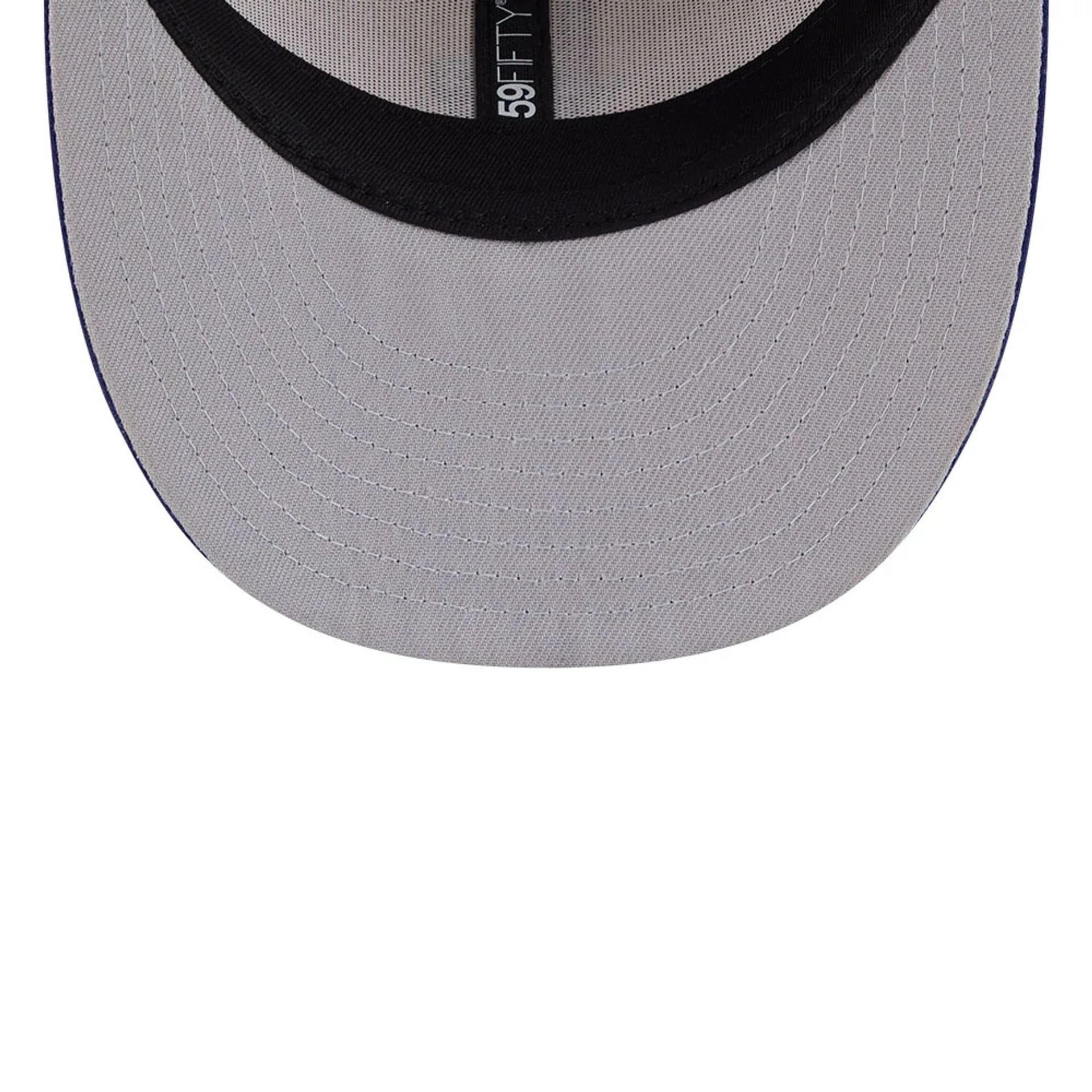 Pictured is this MLB Twine LA Dodgers 59FIFTY Fitted cap in dark blue. 7