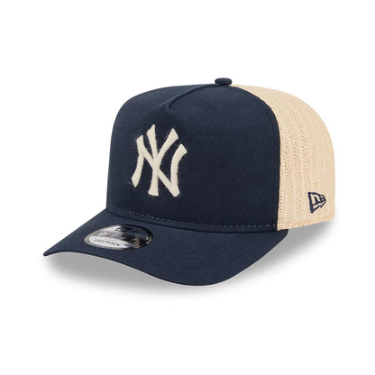 Pictured is this MLB Grained New York Yankees 9FIFTY A-Frame Snapback cap in navy. 1