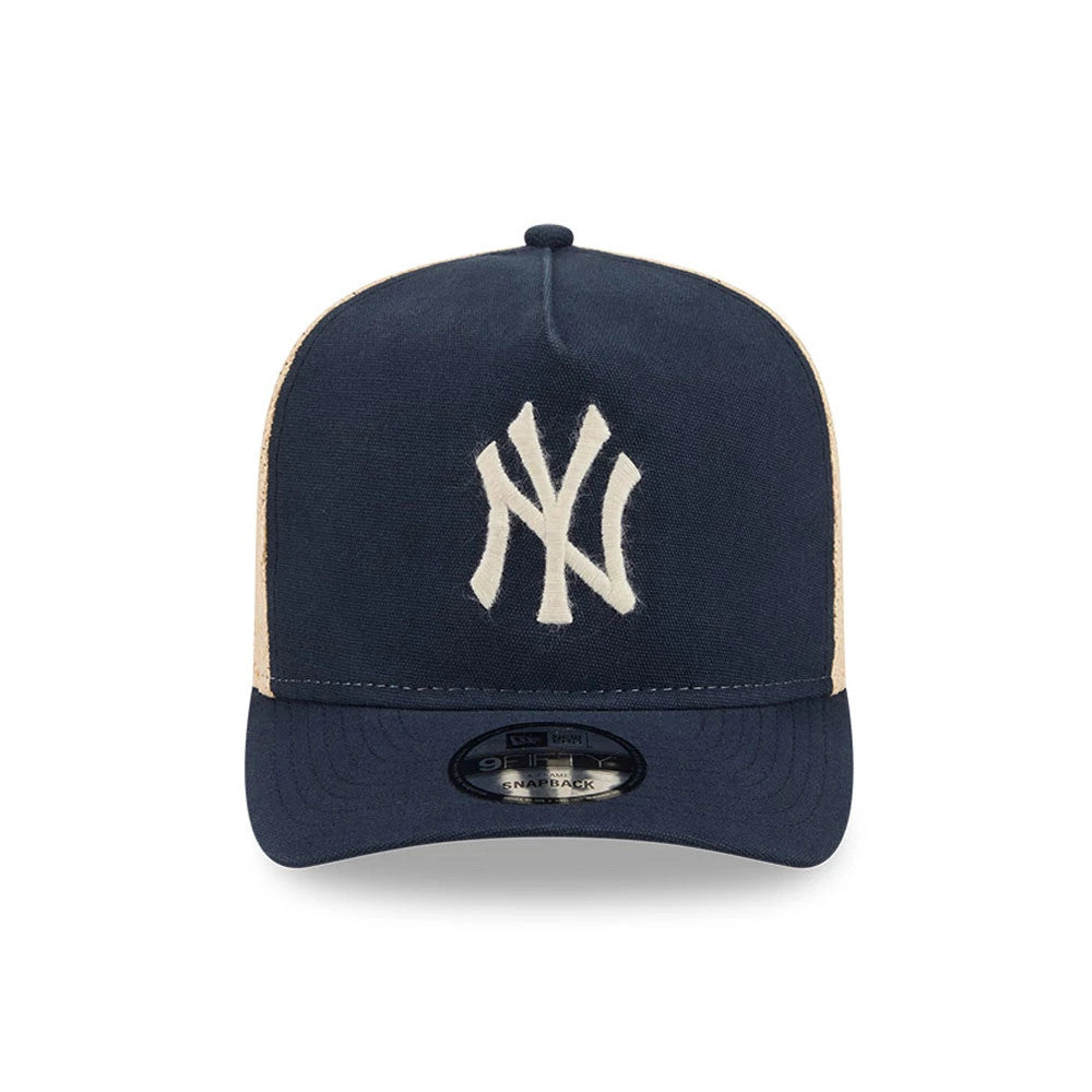 Pictured is this MLB Grained New York Yankees 9FIFTY A-Frame Snapback cap in navy. 3