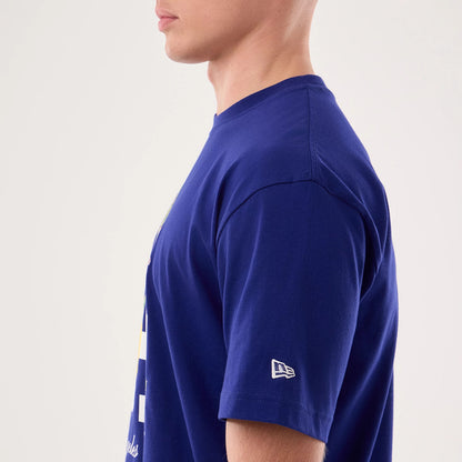 The model is wearing this MLB Life Graphic LA Dodgers T-Shirt in dark blue. 5
